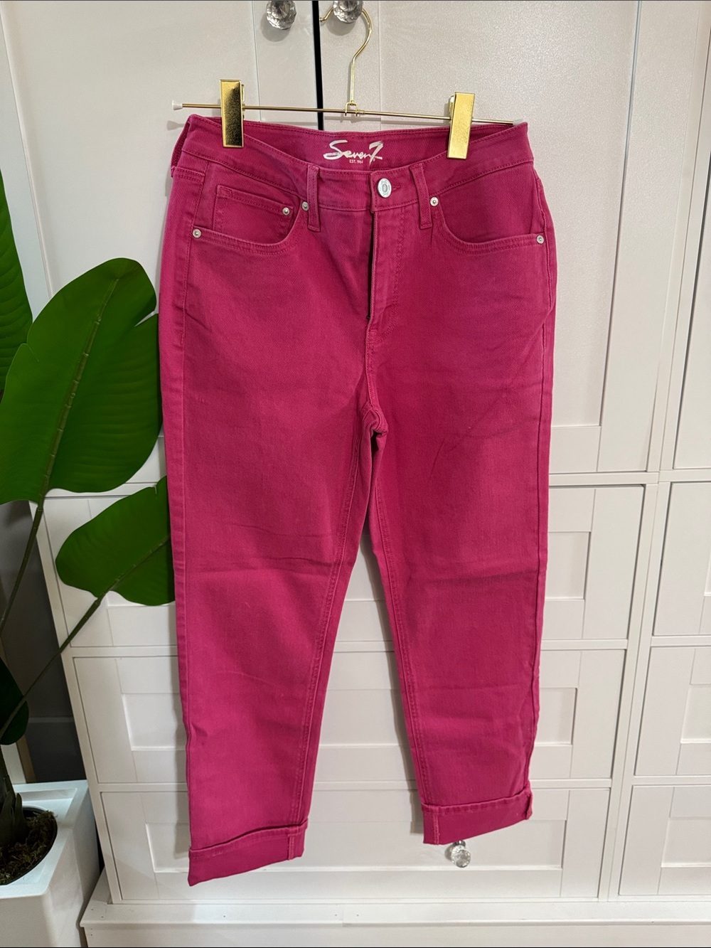 Seven7 Women's Raspberry Cropped Slim Jeans